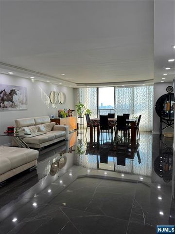 900 Palisade Avenue 2201, Fort Lee, NJ 07024