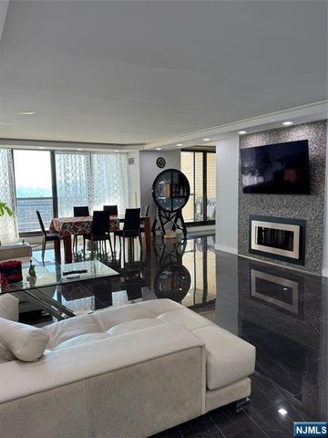 900 Palisade Avenue 2201, Fort Lee, NJ 07024