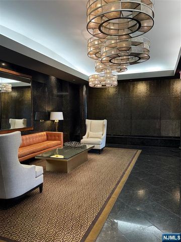 900 Palisade Avenue 2201, Fort Lee, NJ 07024