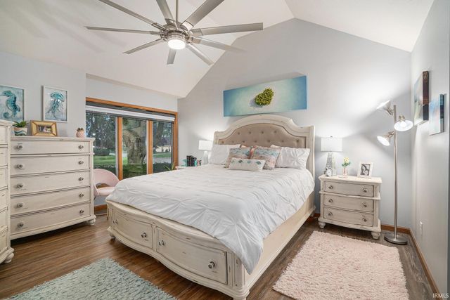 54454 Heron Cove Lane, Elkhart, IN 46516