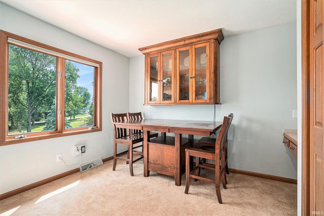 54454 Heron Cove Lane, Elkhart, IN 46516