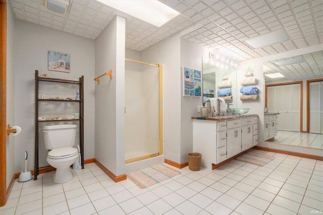 54454 Heron Cove Lane, Elkhart, IN 46516