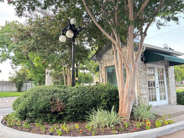 6000 Reims Road 2202, Houston, TX 77036