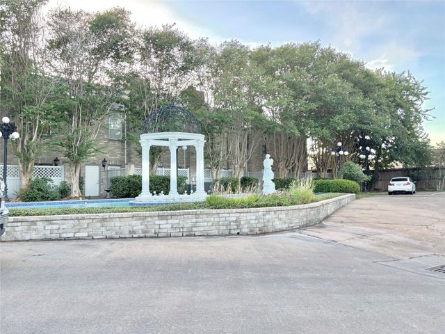 6000 Reims Road 2202, Houston, TX 77036