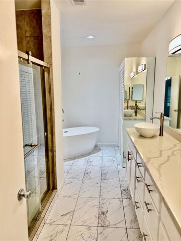 6000 Reims Road 2202, Houston, TX 77036