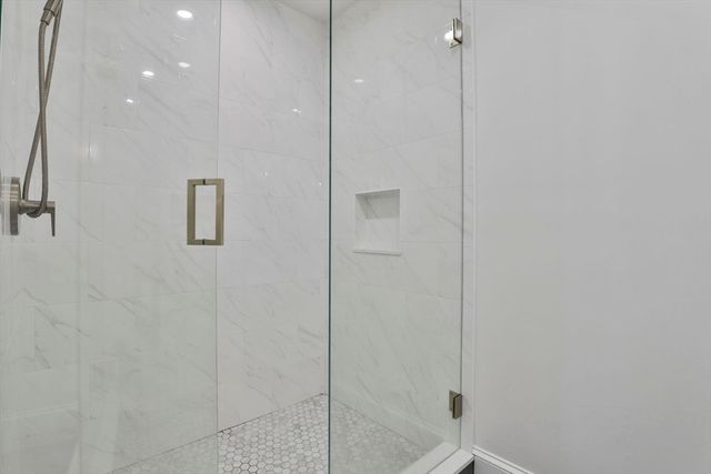 1185 Brook Rd, Milton, MA 02186