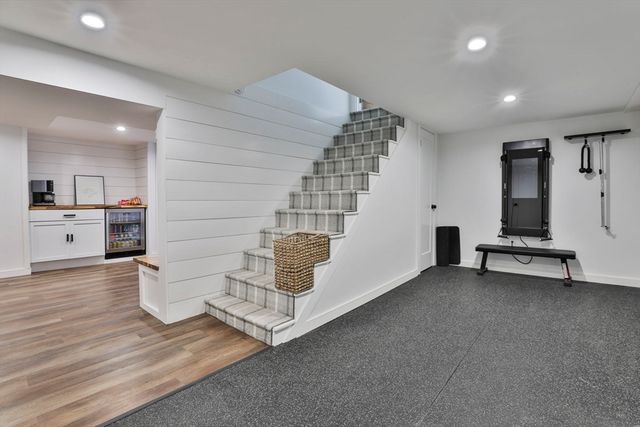 1185 Brook Rd, Milton, MA 02186