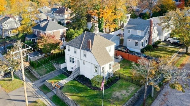 1185 Brook Rd, Milton, MA 02186