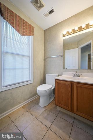 208 GRINDING WHEEL DR, Dover, DE 19904