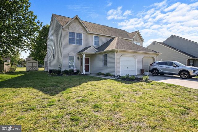208 GRINDING WHEEL DR, Dover, DE 19904