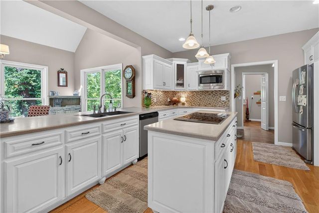 3100 E 303rd Street, Cleveland, MO 64734