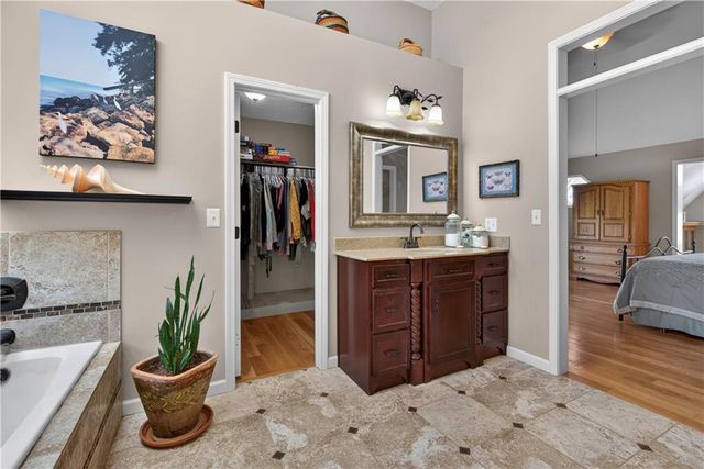3100 E 303rd Street, Cleveland, MO 64734