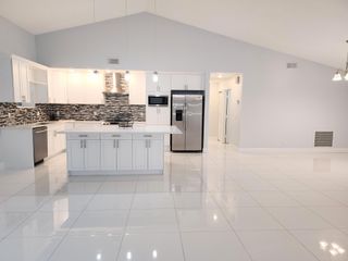 14526 Paddock Drive, Wellington, FL 33414