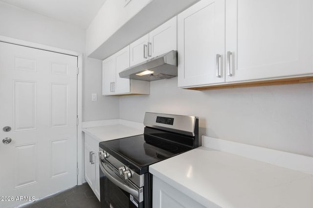 1040 N 16TH Street, Phoenix, AZ 85006
