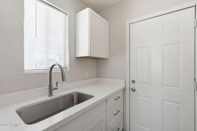 1040 N 16TH Street, Phoenix, AZ 85006