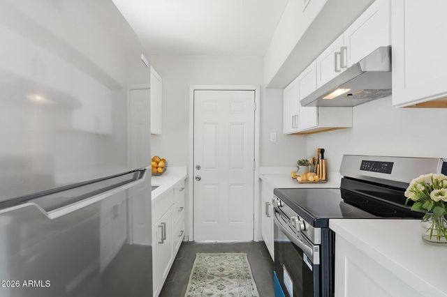 1040 N 16TH Street, Phoenix, AZ 85006