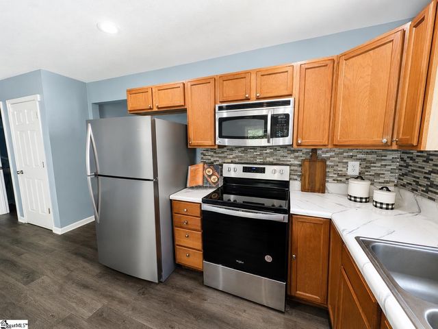 213 Kingscreek Drive, Greer, SC 29650