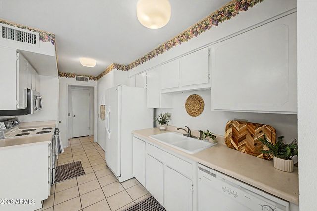 12927 W MESA VERDE Drive, Sun City West, AZ 85375