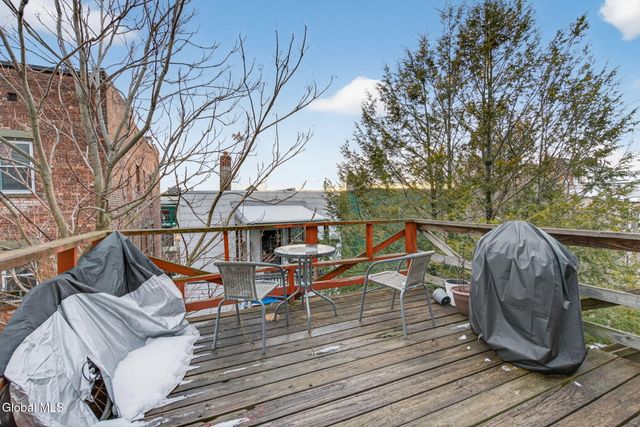 208 Elm Street, Albany, NY 12202