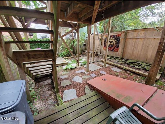 208 Elm Street, Albany, NY 12202