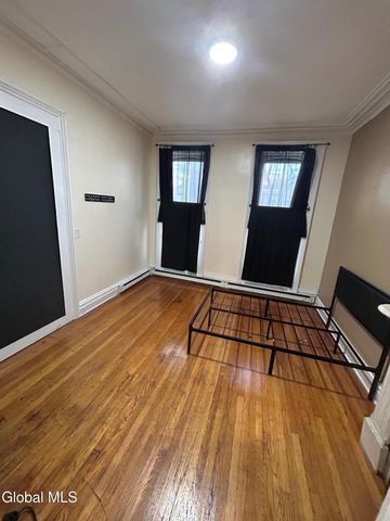 208 Elm Street, Albany, NY 12202