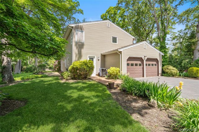 5 Simon Court, East Northport, NY 11731