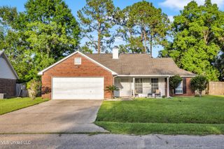 2212 Starfish Road, Gautier, MS 39553