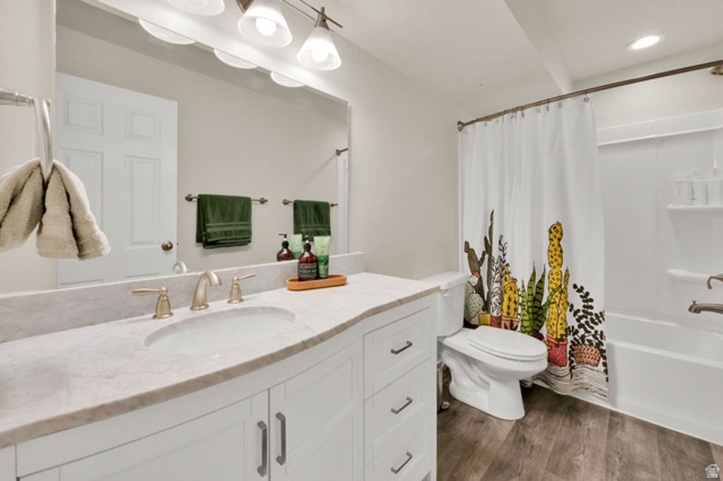 Image 28 of property listing at 11676 S HARVEST RAIN AVE, South Jordan, UT 84009