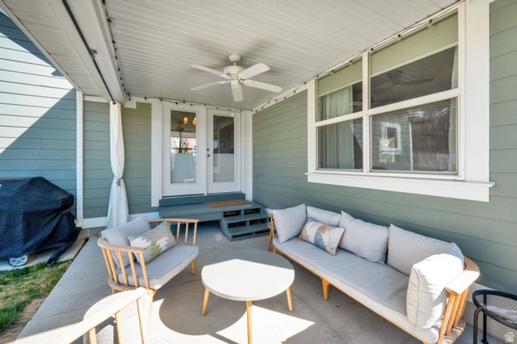 Image 32 of property listing at 11676 S HARVEST RAIN AVE, South Jordan, UT 84009