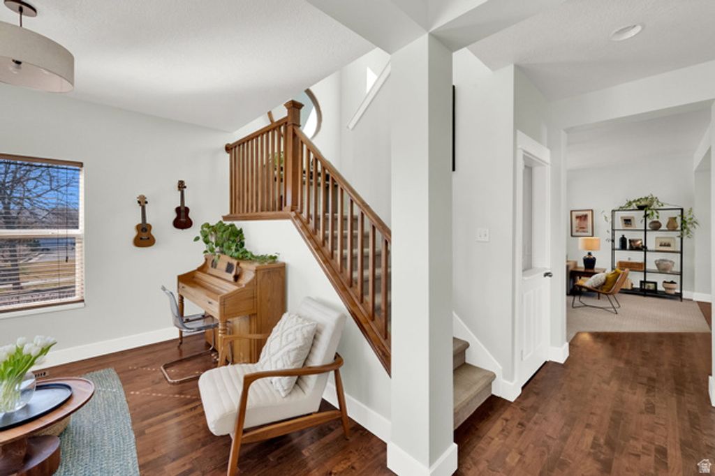 Image 5 of property listing at 11676 S HARVEST RAIN AVE, South Jordan, UT 84009