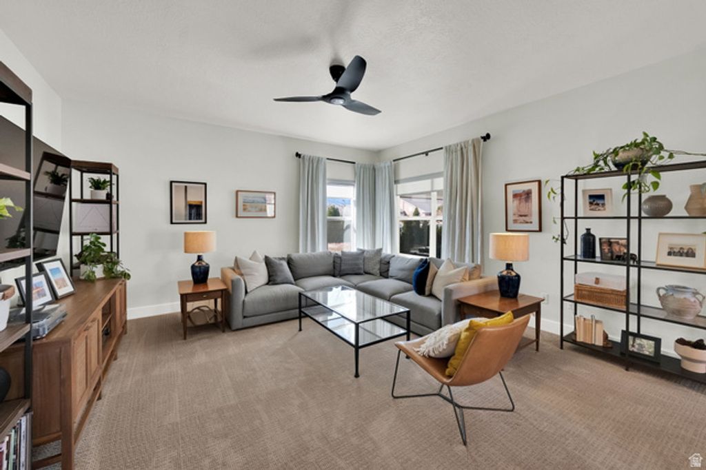 Image 7 of property listing at 11676 S HARVEST RAIN AVE, South Jordan, UT 84009