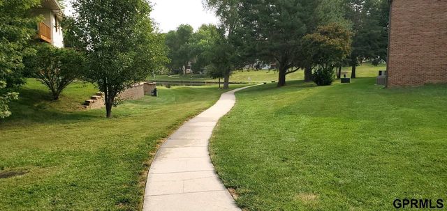 2300 Lynnridge Place, Lincoln, NE 68521