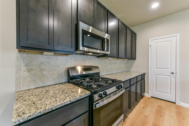 3842 Sugardale Street, Baytown, TX 77521