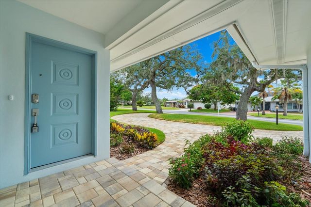 315 ORANGEWOOD LANE, Largo, FL 33770