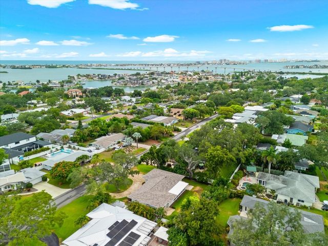 315 ORANGEWOOD LANE, Largo, FL 33770