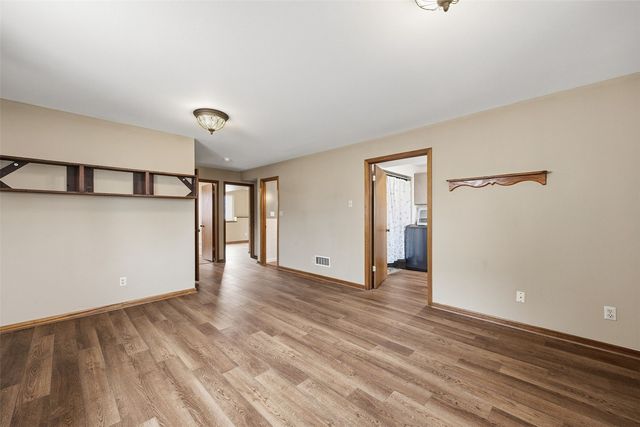 3460 27th Avenue, Marion, IA 52302