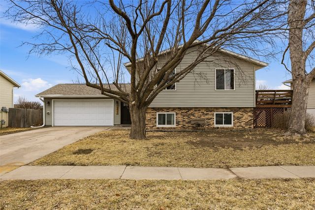 3460 27th Avenue, Marion, IA 52302