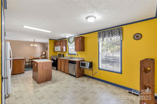 928 Neds Creek Road, Kershaw, SC 29067