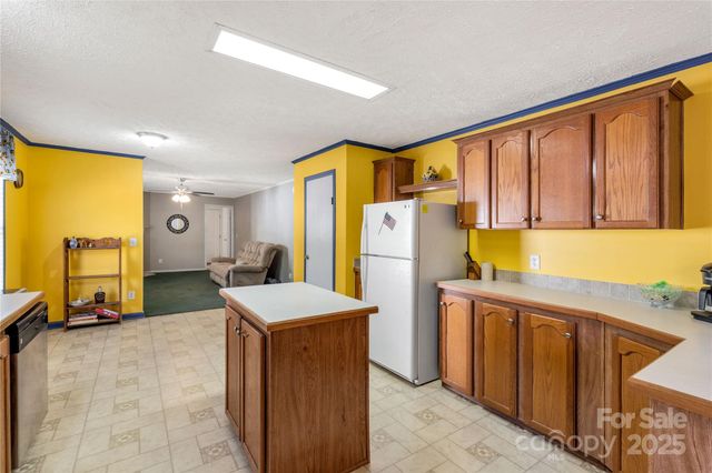 928 Neds Creek Road, Kershaw, SC 29067