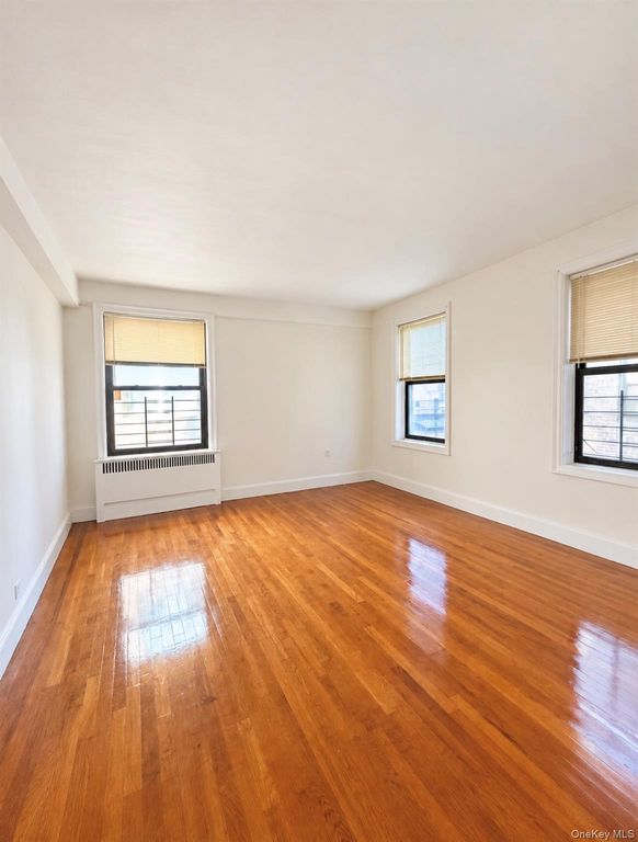 3338 Parsons Boulevard 1E, Flushing, NY 11354 — photo 2