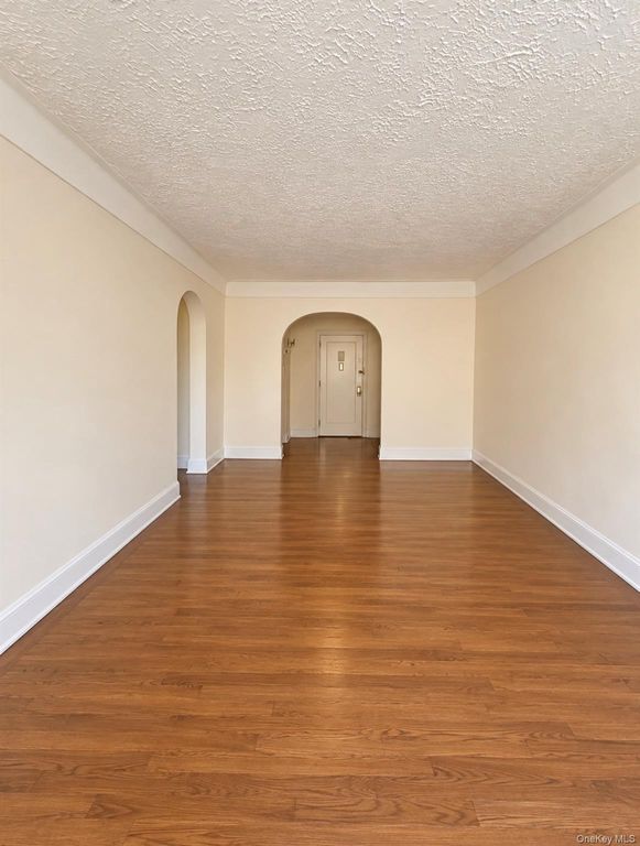 3338 Parsons Boulevard 1E, Flushing, NY 11354 — photo 3