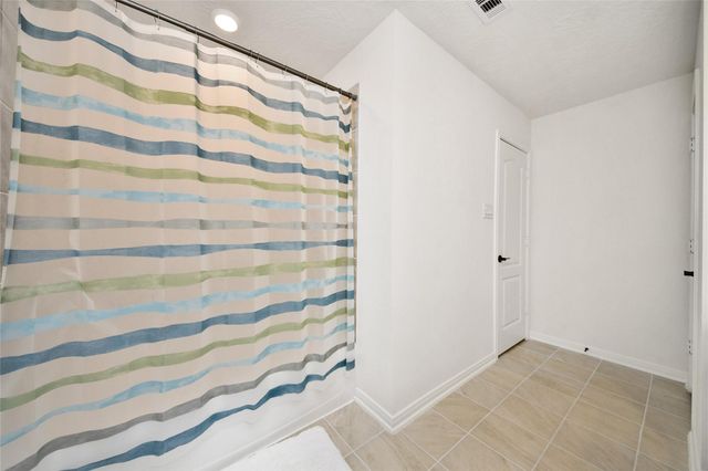 15707 Winter Heights Drive, Houston, TX 77044