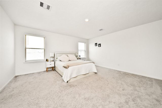 15707 Winter Heights Drive, Houston, TX 77044