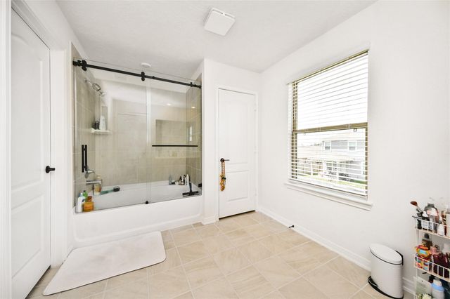 15707 Winter Heights Drive, Houston, TX 77044