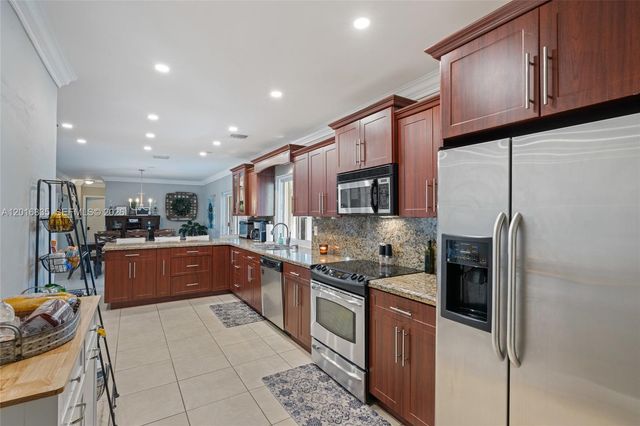7964 SW 199th Ter, Cutler Bay, FL 33189