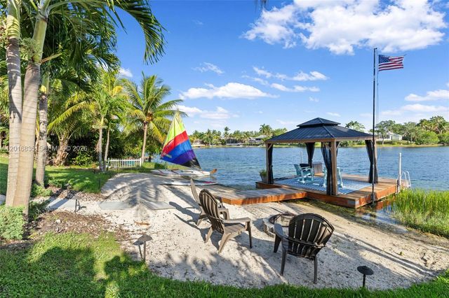 7964 SW 199th Ter, Cutler Bay, FL 33189