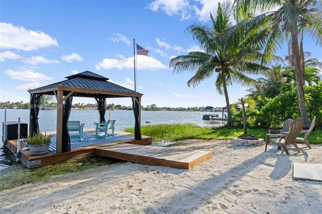7964 SW 199th Ter, Cutler Bay, FL 33189
