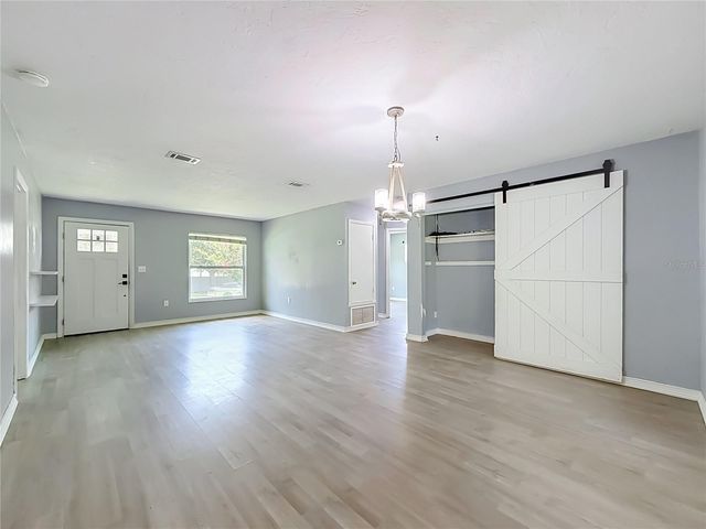 460 N PINE AVENUE, Oviedo, FL 32765