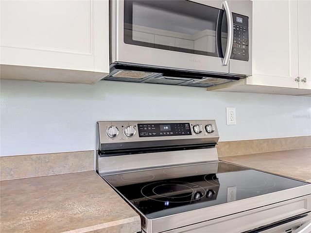 460 N PINE AVENUE, Oviedo, FL 32765