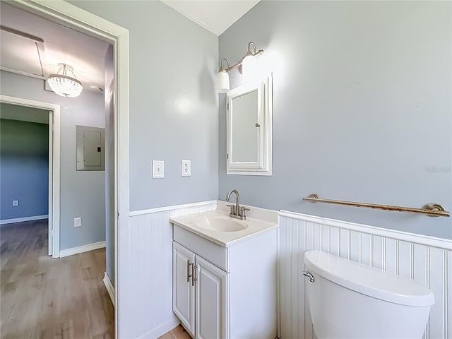 460 N PINE AVENUE, Oviedo, FL 32765